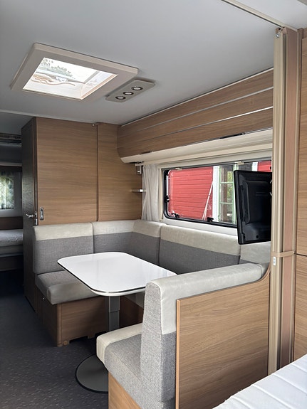 Adria Adora 673pk ac, mover, tält. 6 of 14