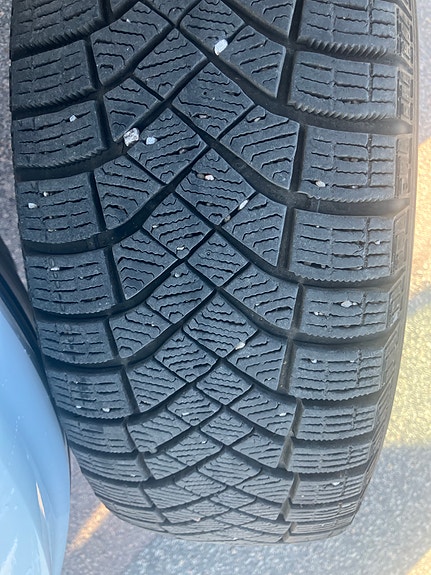 Volkswagen Tiguan 12 of 16