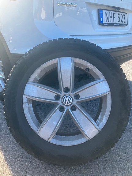 Volkswagen Tiguan 13 of 16