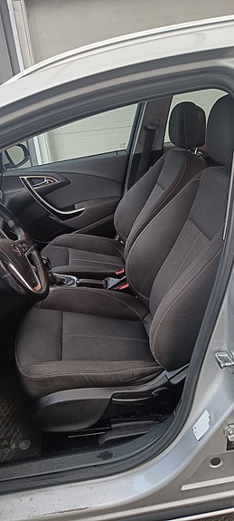 Opel Astra 5 of 7
