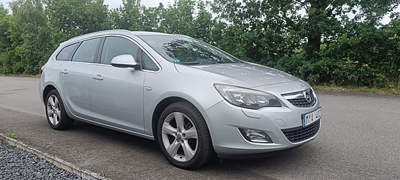 Opel Astra 2 of 7