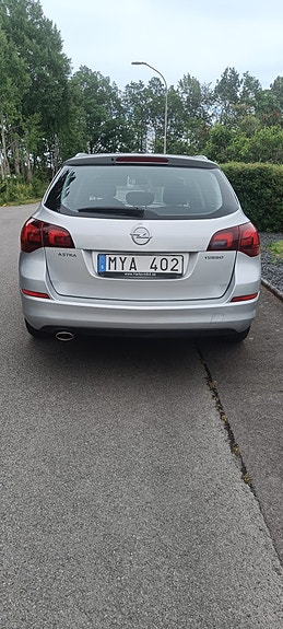 Opel Astra 4 of 7