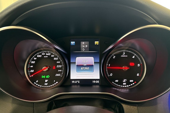 Mercedes-Benz C220 d 12 of 25