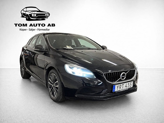Volvo V40 6 of 28