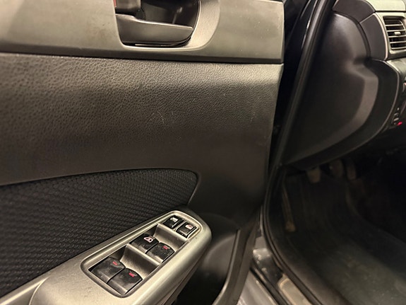 Subaru Forester 8 of 21