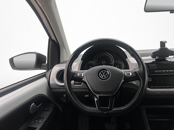 Volkswagen e-Up! 14 of 30