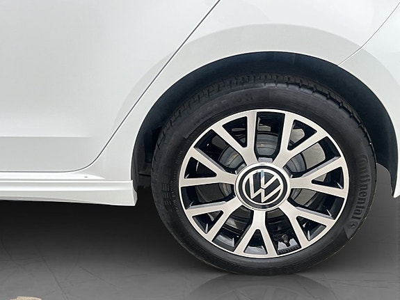 Volkswagen e-Up! 28 of 30