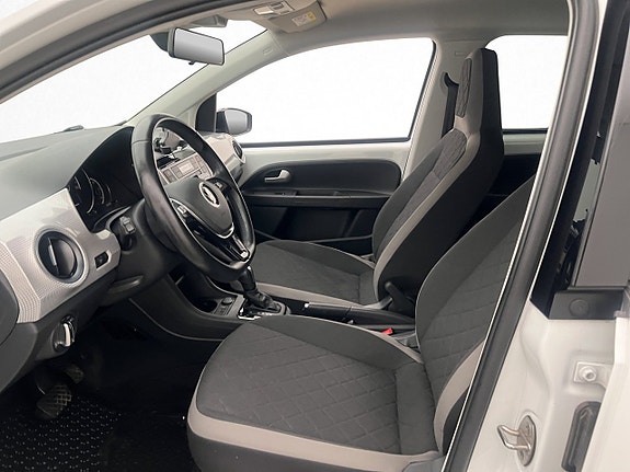 Volkswagen e-Up! 12 of 30