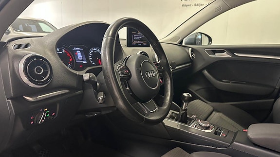Audi A3 10 of 27