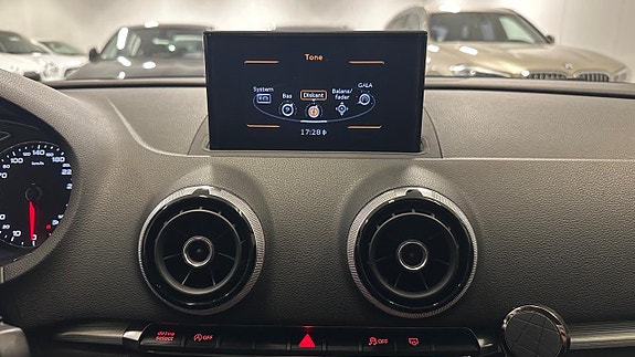 Audi A3 25 of 27