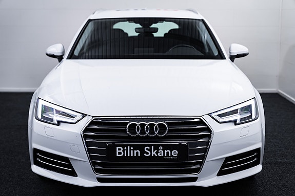 Audi A4 6 of 26