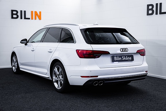Audi A4 10 of 26