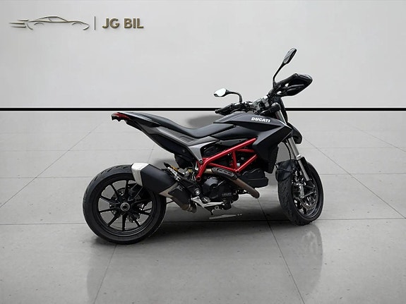 Ducati Hypermotard 821 Nyservad Kamrembytt 5 of 9
