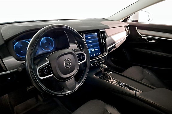 Volvo V90 5 of 9