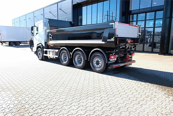 DAF Ny DAF XF 530 Tridem Zetterbergs dumperbil klar f 5 of 14