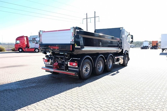 DAF Ny DAF XF 530 Tridem Zetterbergs dumperbil klar f 4 of 14