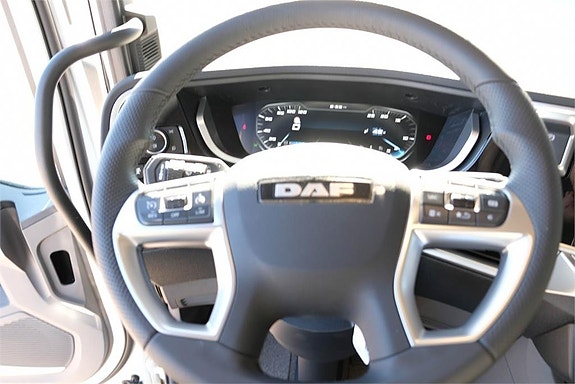 DAF Ny DAF XF 530 Tridem Zetterbergs dumperbil klar f 8 of 14