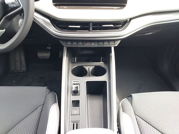 Skoda Elroq 11 of 25