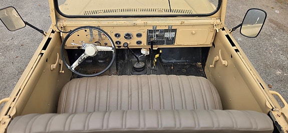 Jeep Gladiator 3 of 4