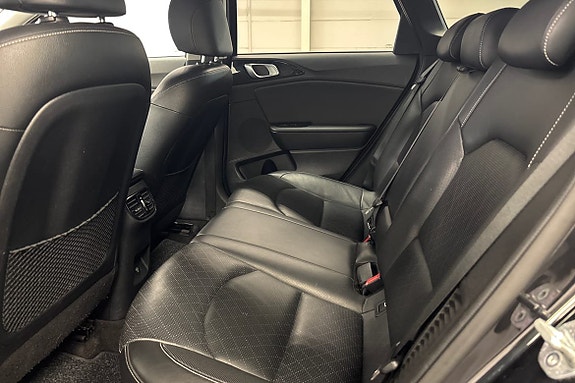 Kia Ceed 12 of 18