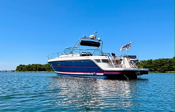 Nimbus 35 Nova 2 x Volvo Penta D4 260hk 2006 2 of 17