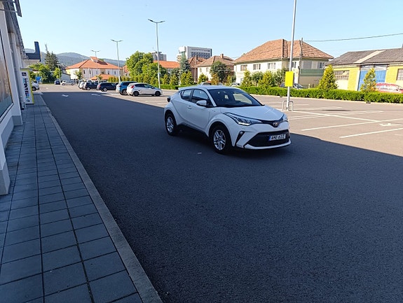 Toyota C-HR 20 of 20
