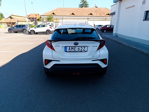 Toyota C-HR 5 of 20