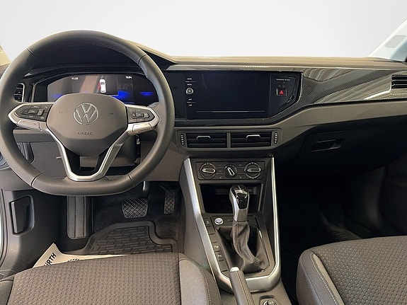 Volkswagen Polo 11 of 12