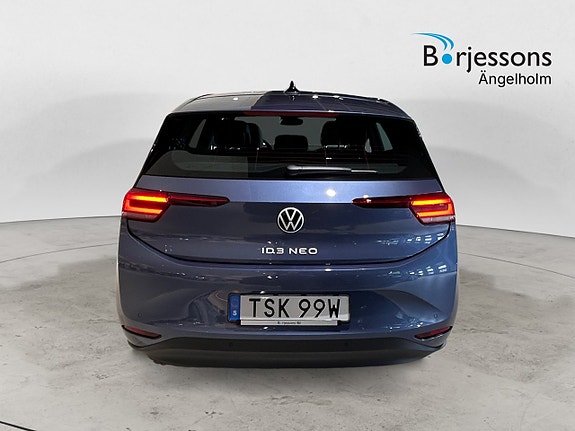 Volkswagen ID.3 Neo 3 of 9