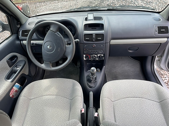 Renault Clio 4 of 5