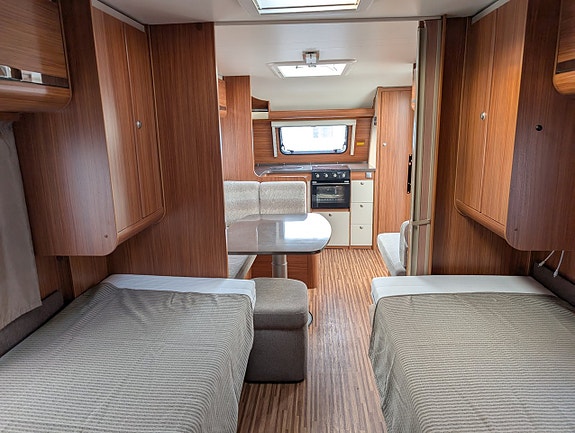 Adria Adora 613 HT 8 of 12