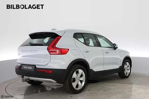 Volvo XC40 4 of 18