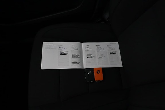 Volvo XC40 15 of 18