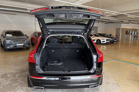 Volvo XC60 17 of 30