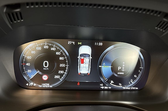 Volvo XC60 22 of 30