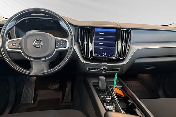 Volvo XC60 9 of 30