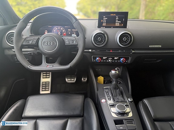 Audi RS3 12 of 27