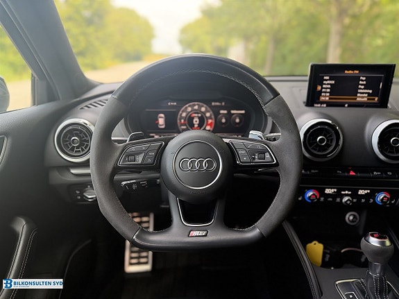 Audi RS3 13 of 27