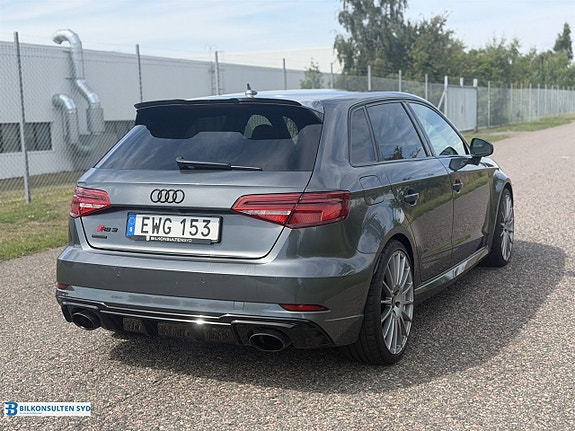 Audi RS3 25 of 27