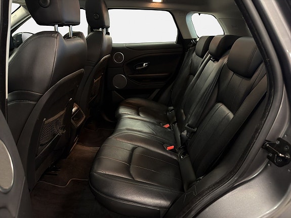 Land Rover Range Rover Evoque 17 of 22