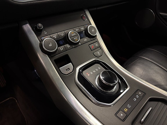 Land Rover Range Rover Evoque 16 of 22