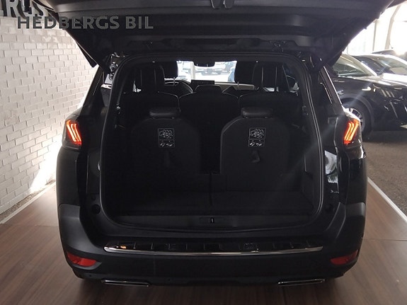 Peugeot 5008 6 of 16