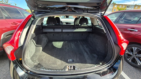 Volvo V60 8 of 8