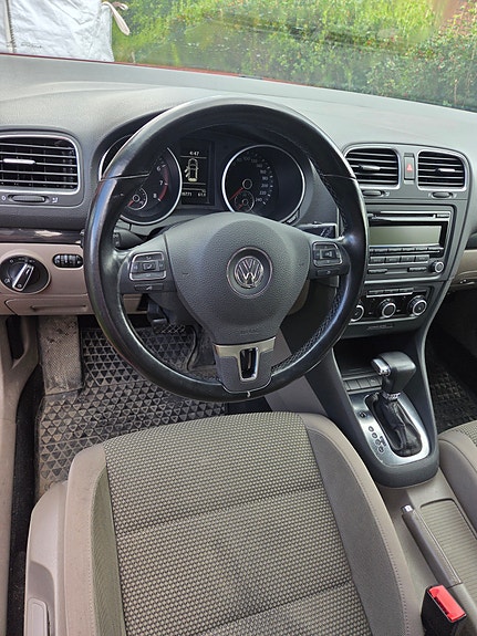 Volkswagen Golf VI 7 of 8