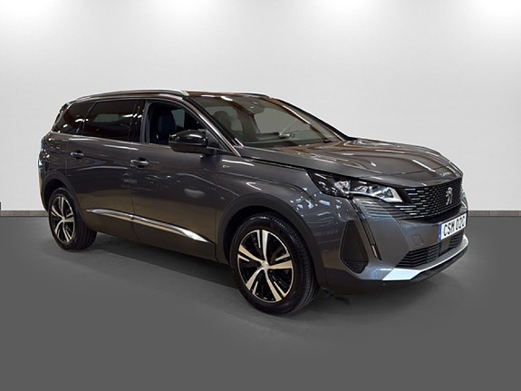 Peugeot 5008 3 of 18