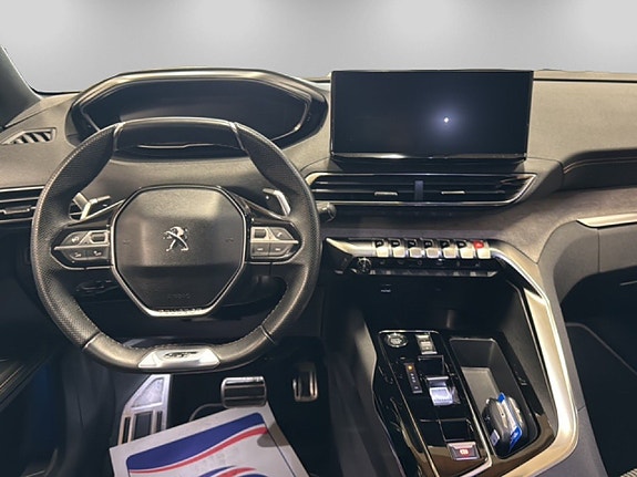 Peugeot 5008 7 of 18