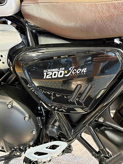 Triumph SCRAMBLER 1200 X 14 of 14