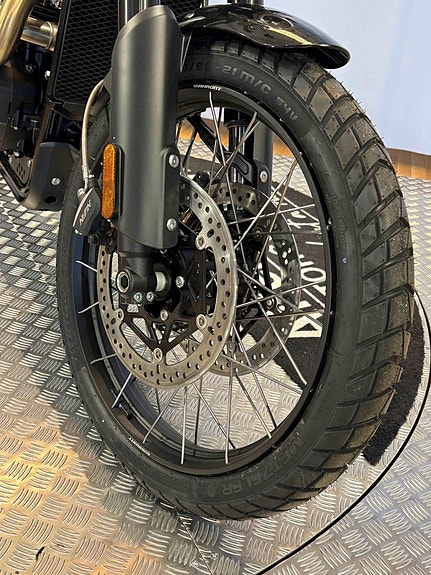 Triumph SCRAMBLER 1200 X 10 of 14
