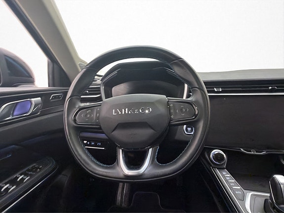 Lynk & Co 01 10 of 30
