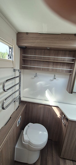 KABE Imperial 780 E TDL 13 of 17